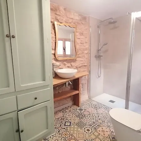 Disfruta De Escapada Rural En Ca La Lola Nulles
